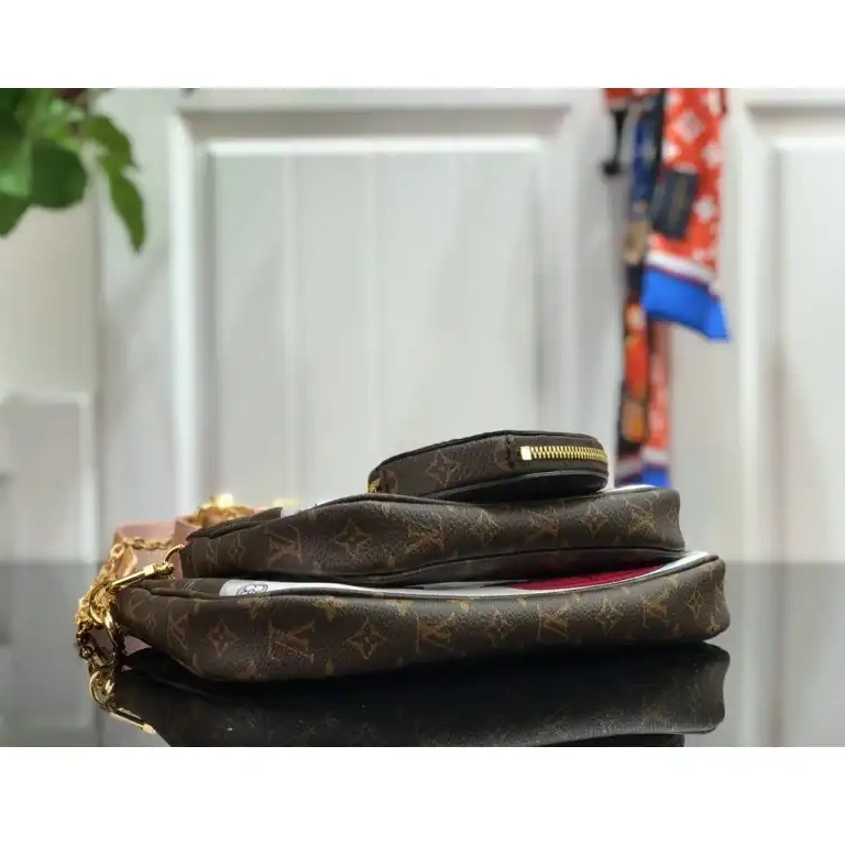 Fashionrepsfam ru 205FY0126 LV Bags 0628